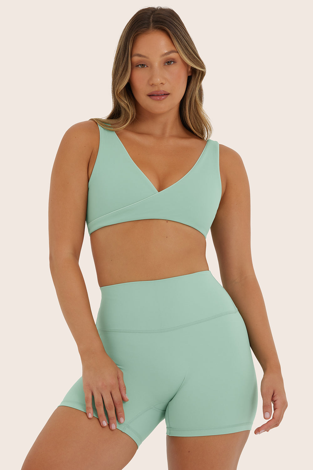 Breathe 1.0 Contrast Wrap Bra - Julep - Image 5