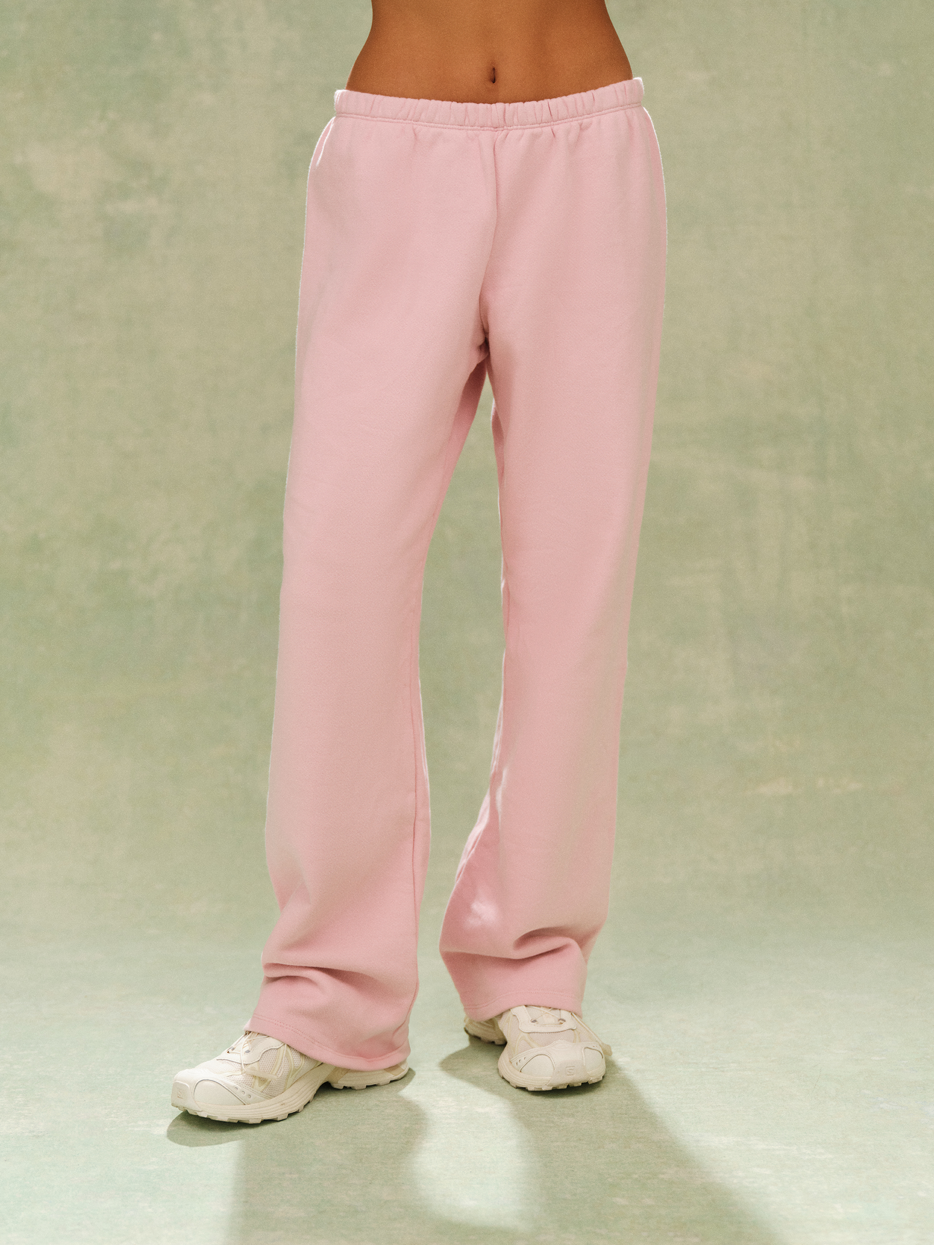 Midweight Sweats Staple Straight Leg Sweatpants - Bloom