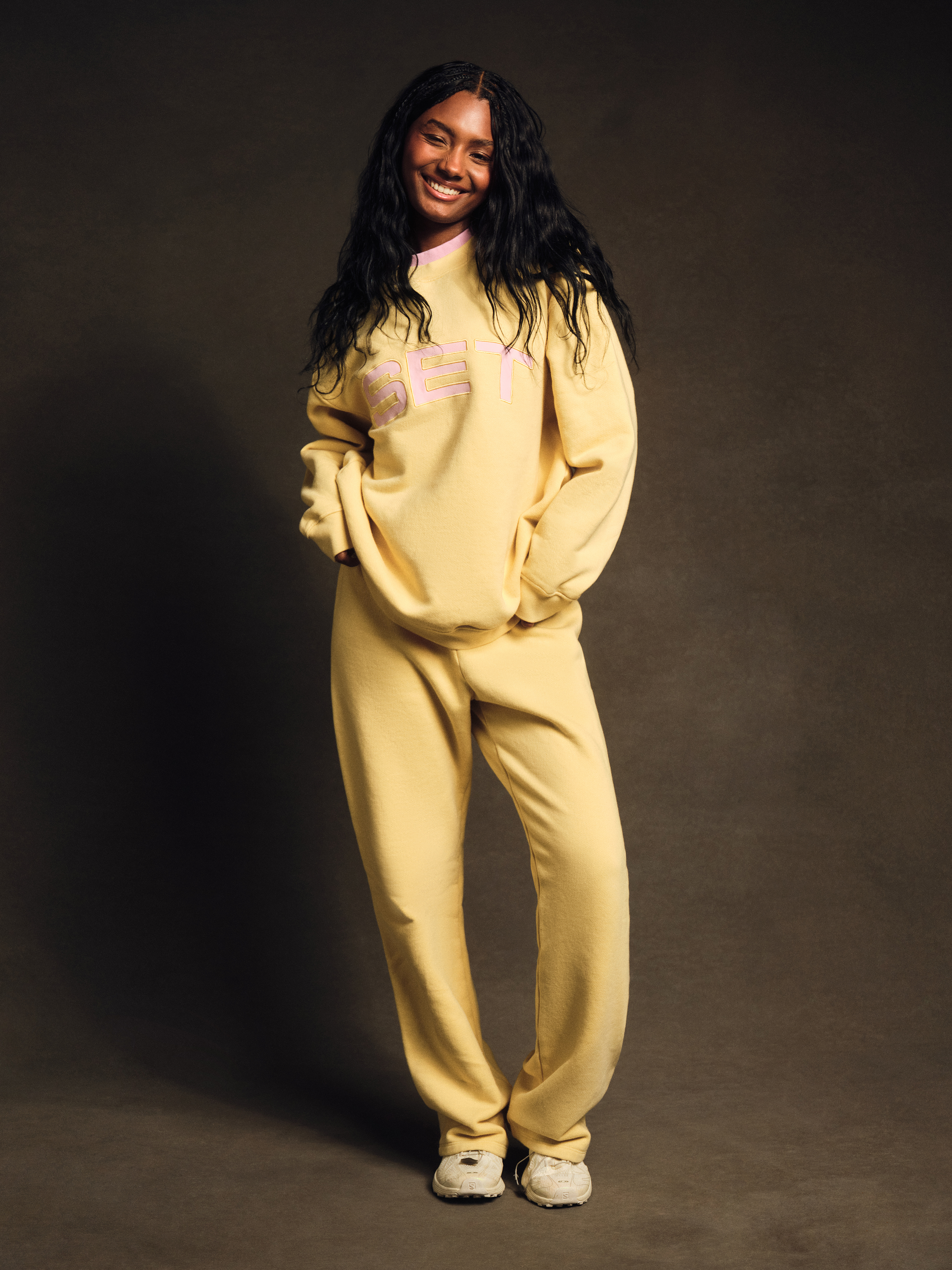 Midweight Sweats Staple Straight Leg Sweatpants - Taffy