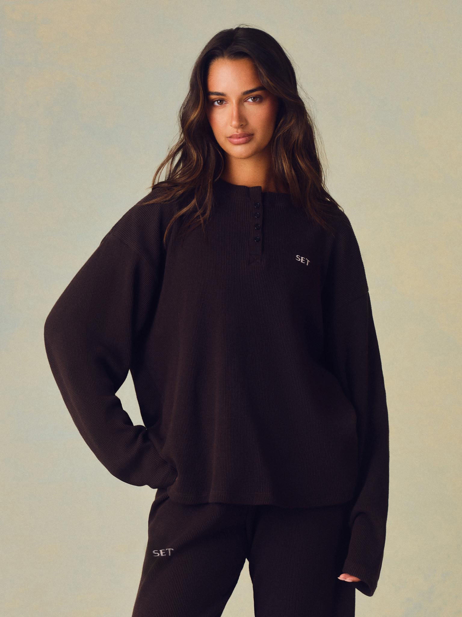 Waffle Lounge Boxy Henley - Driftwood
